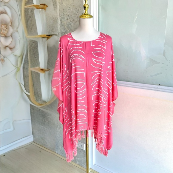 0079/ Light Pink Moon Chase Pattern Poncho - Picture 2 of 6